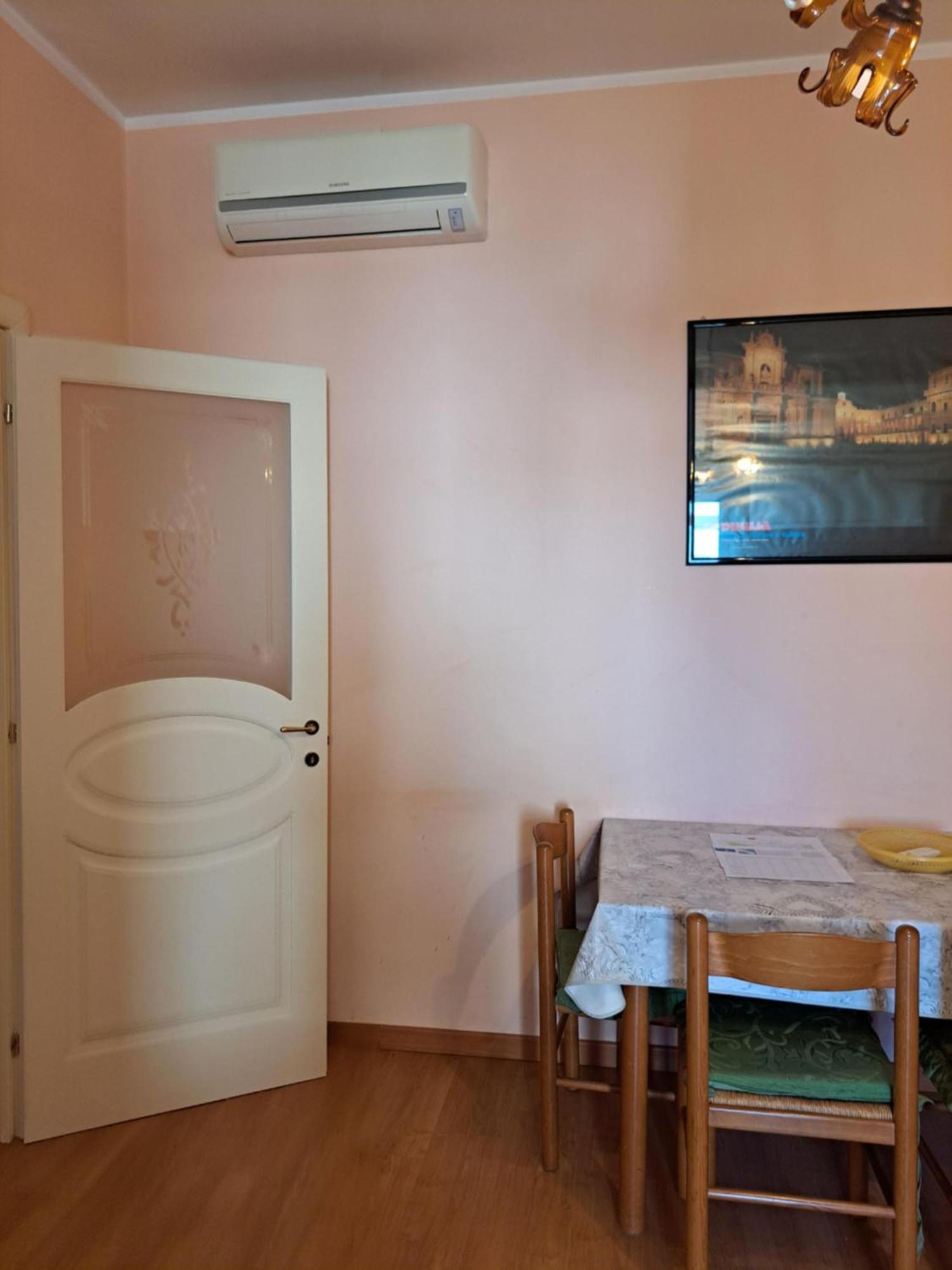 Mamma Gina Apartment Lecce Exterior photo